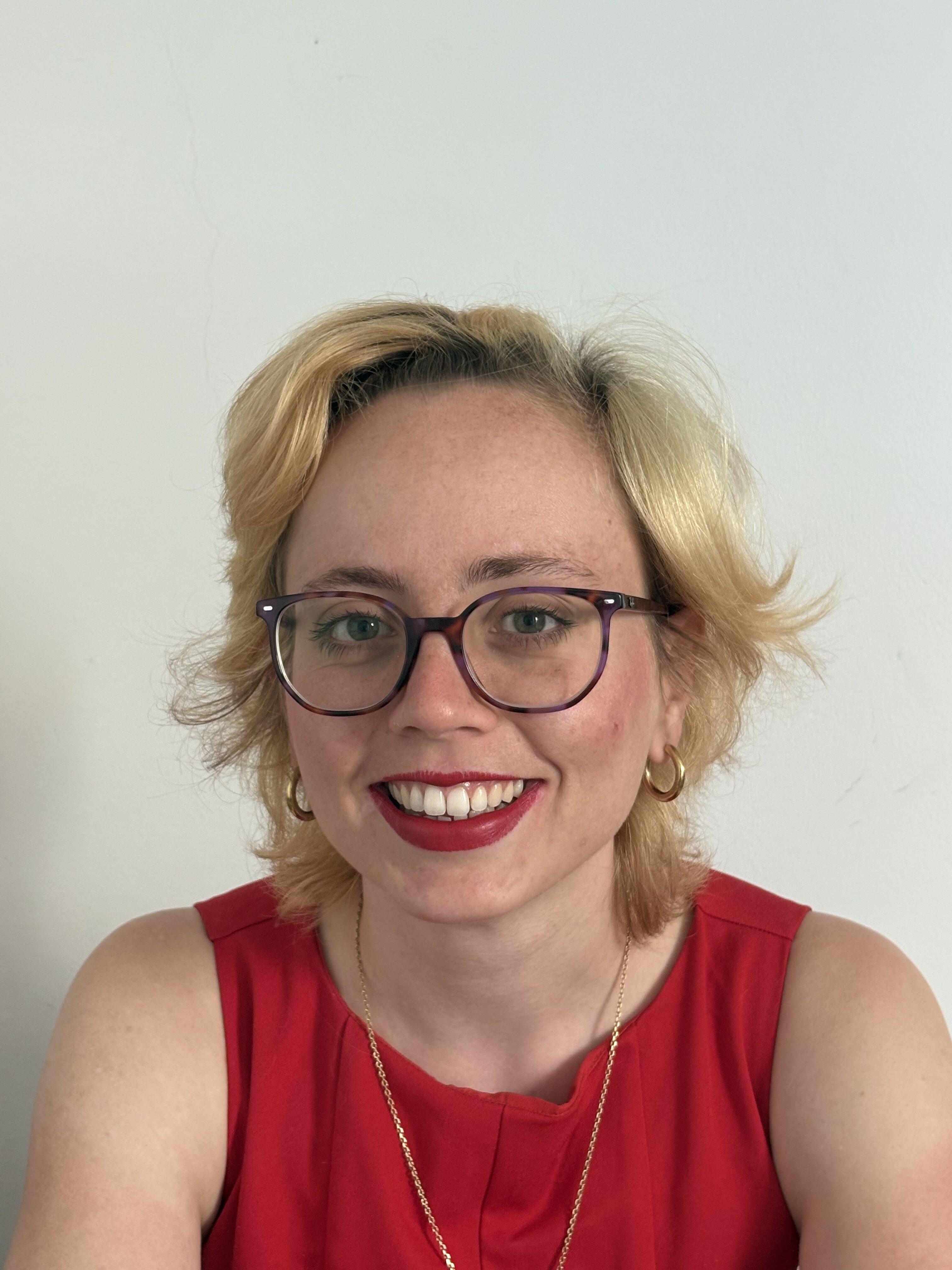 Chloé Martin, M. Hu.
